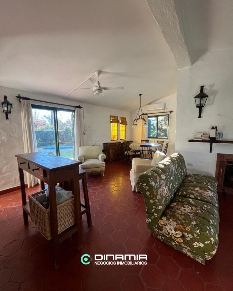 HERMOSO CHALET EN VILLA RUMIPAL