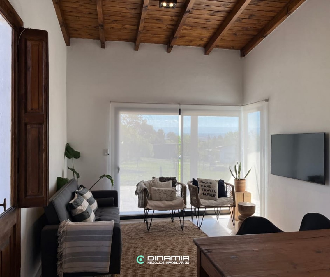 SE VENDE CASA EN BARRIO VILLA DEL PARQUE, VILLA RUMIPAL.