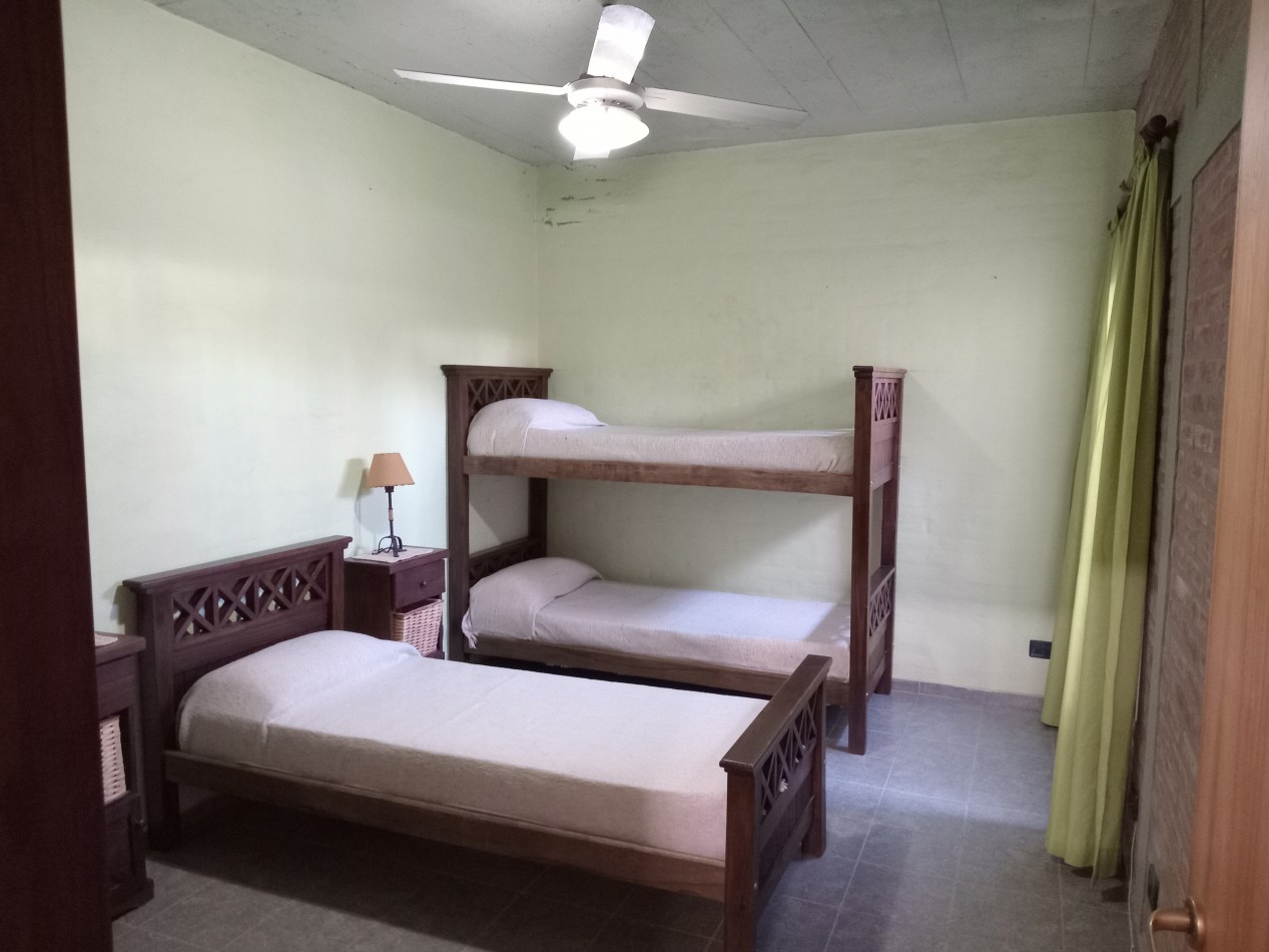 SE ALQUILA CASA CERCA DEL CENTRO EN VILLA DEL DIQUE