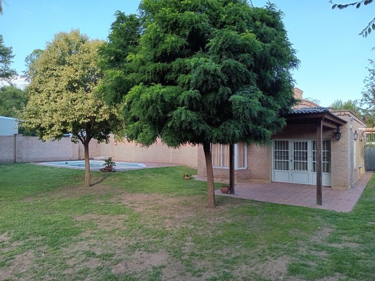 SE ALQUILA CASA CERCA DEL CENTRO EN VILLA DEL DIQUE