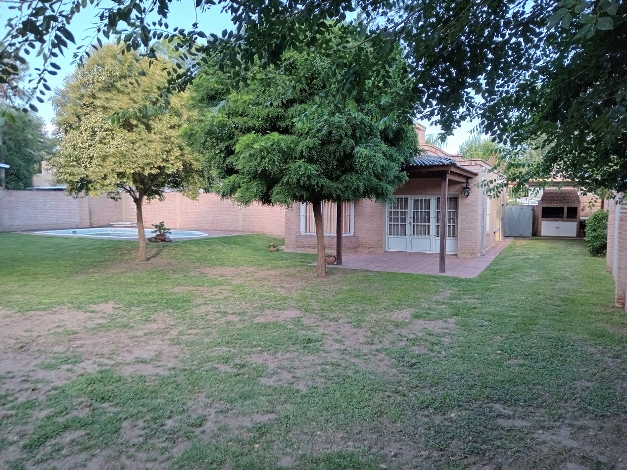 SE ALQUILA CASA CERCA DEL CENTRO EN VILLA DEL DIQUE