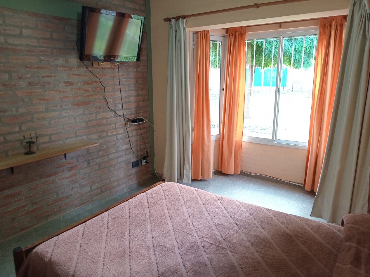 SE ALQUILA CASA CERCA DEL CENTRO EN VILLA DEL DIQUE