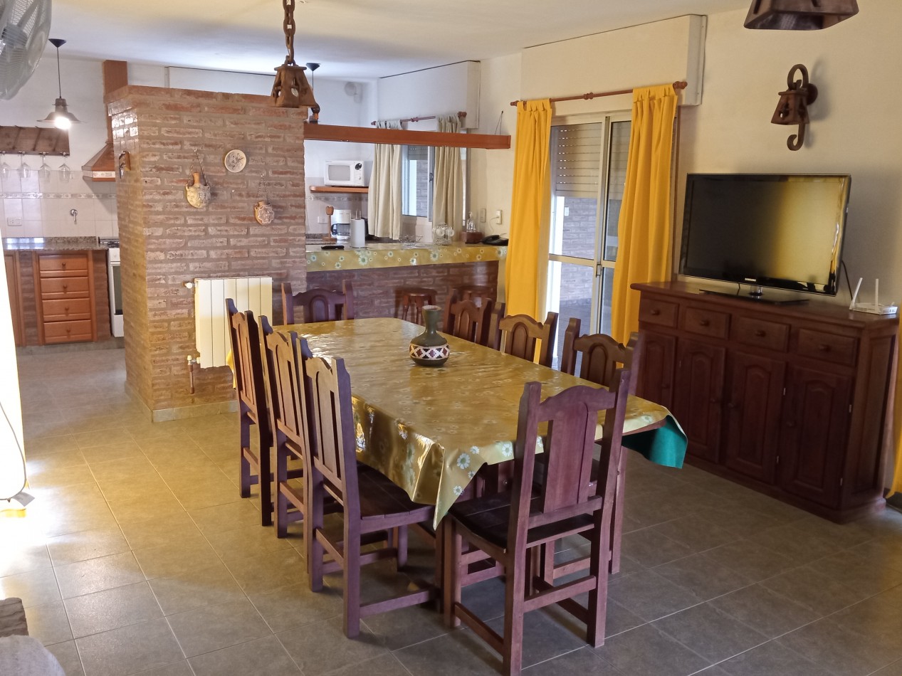 SE ALQUILA CASA EN PLAYA GRANDE, VILLA DEL DIQUE.