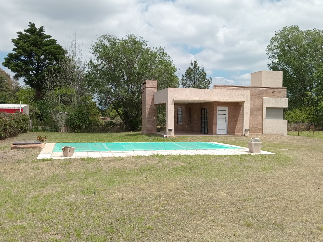 SE ALQUILA CASA EN VILLA RUMIPAL