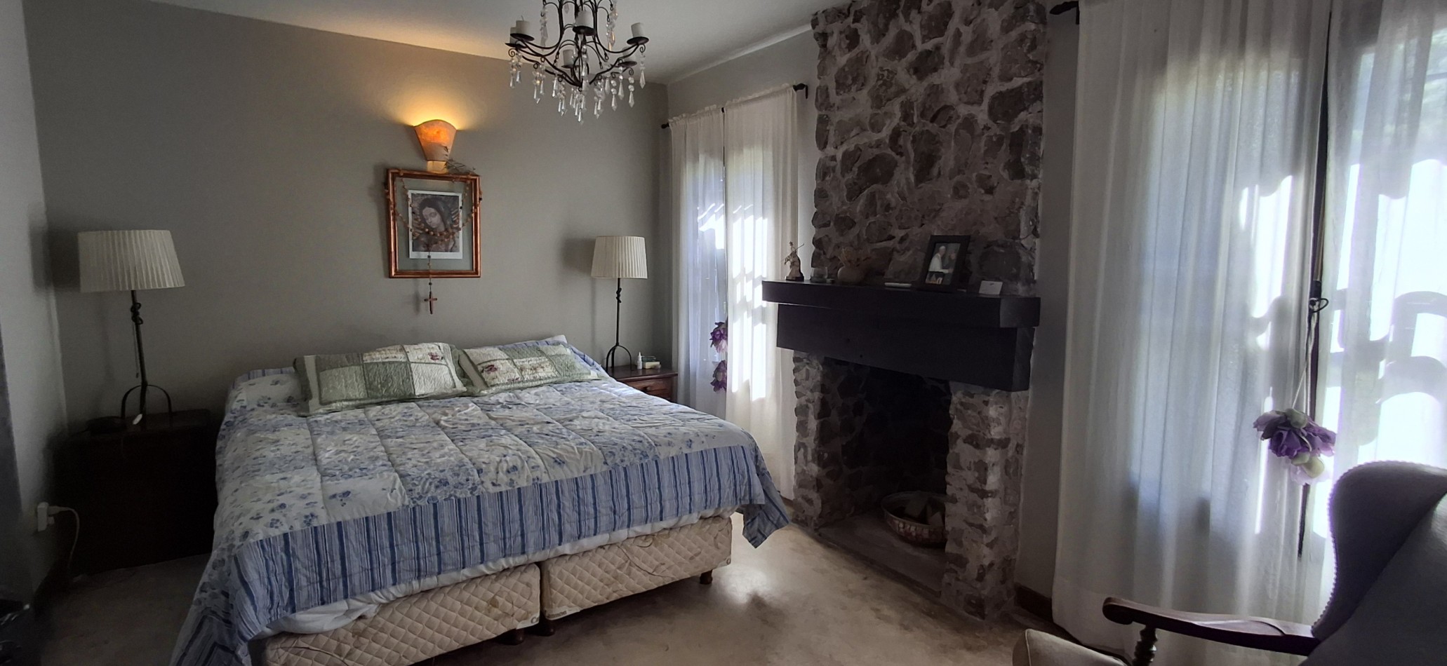 SE VENDE CASA ESTILO COLONIAL, UBICADA EN SANTA ROSA DE CALAMUCHITA