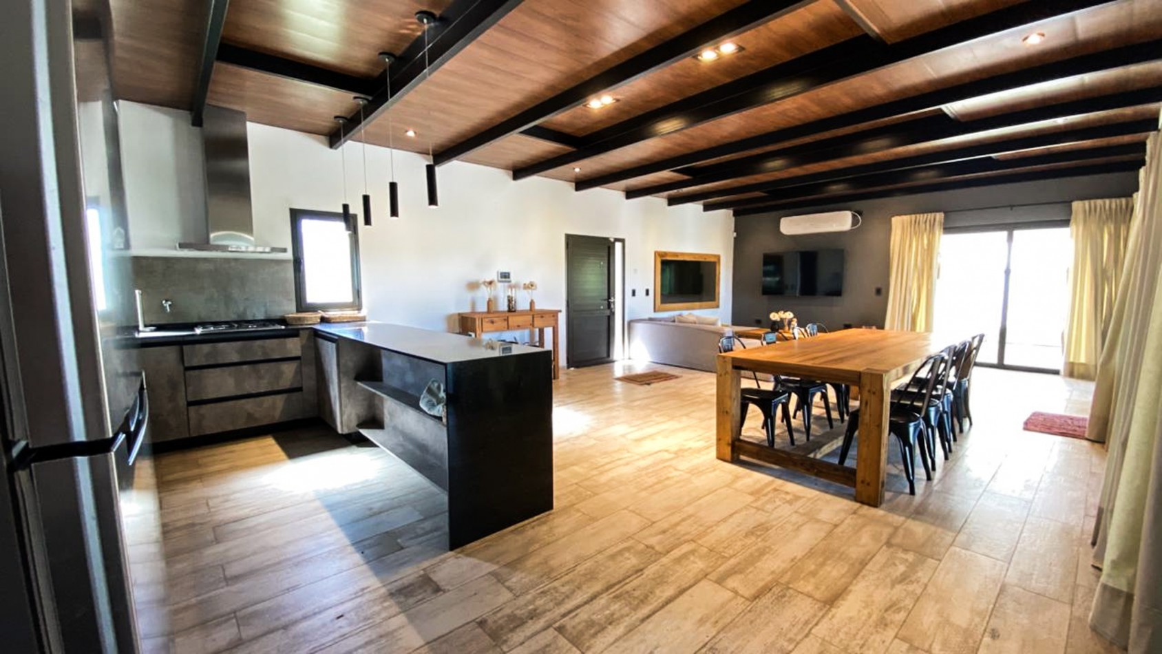 HERMOSA CASA A LA VENTA EN VILLA NATURALEZA, VILLA RUMIPAL