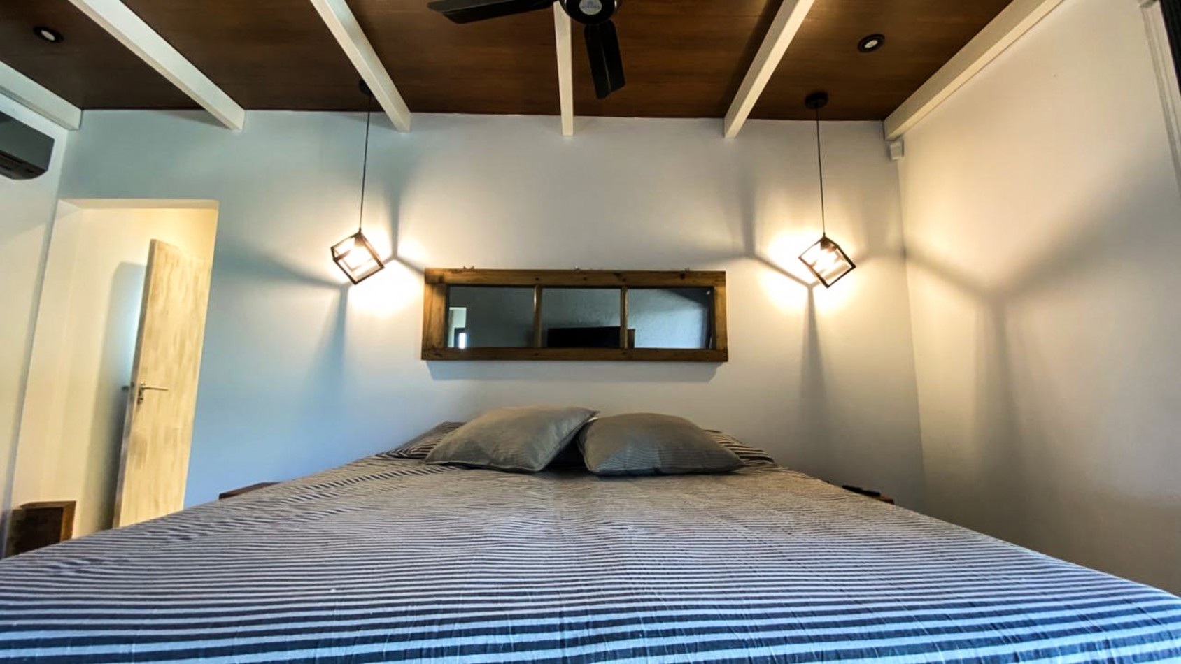 HERMOSA CASA A LA VENTA EN VILLA NATURALEZA, VILLA RUMIPAL