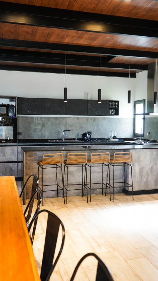 HERMOSA CASA A LA VENTA EN VILLA NATURALEZA, VILLA RUMIPAL