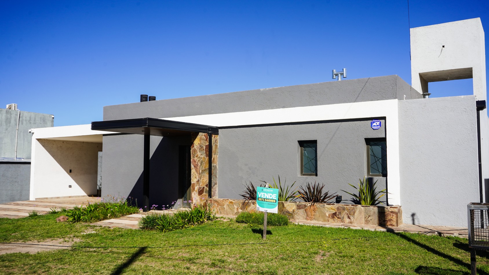 HERMOSA CASA A LA VENTA EN VILLA NATURALEZA, VILLA RUMIPAL