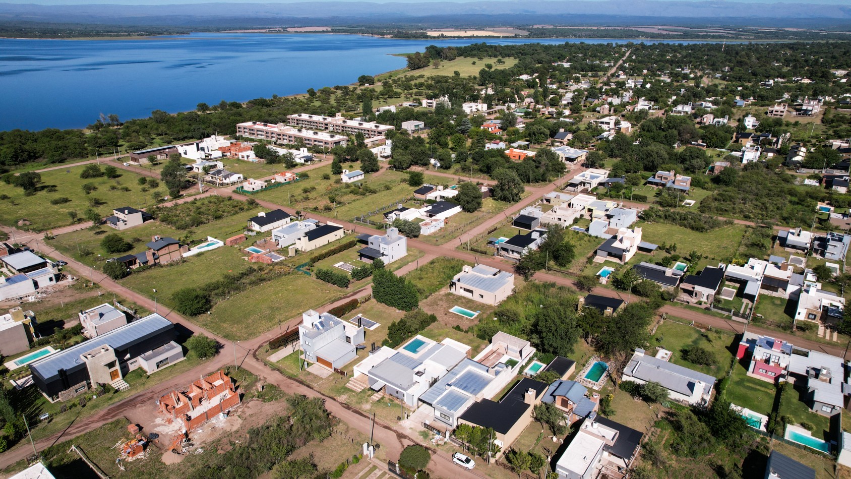HERMOSA CASA A LA VENTA EN VILLA NATURALEZA, VILLA RUMIPAL