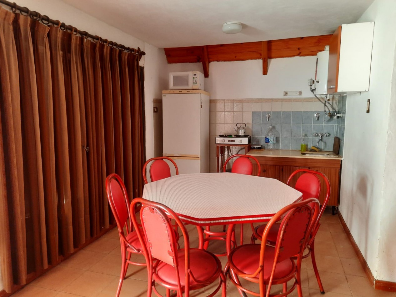 SE VENDE CASA ALPINA, EXCELENTE UBICACION. OPORTUNIDAD.