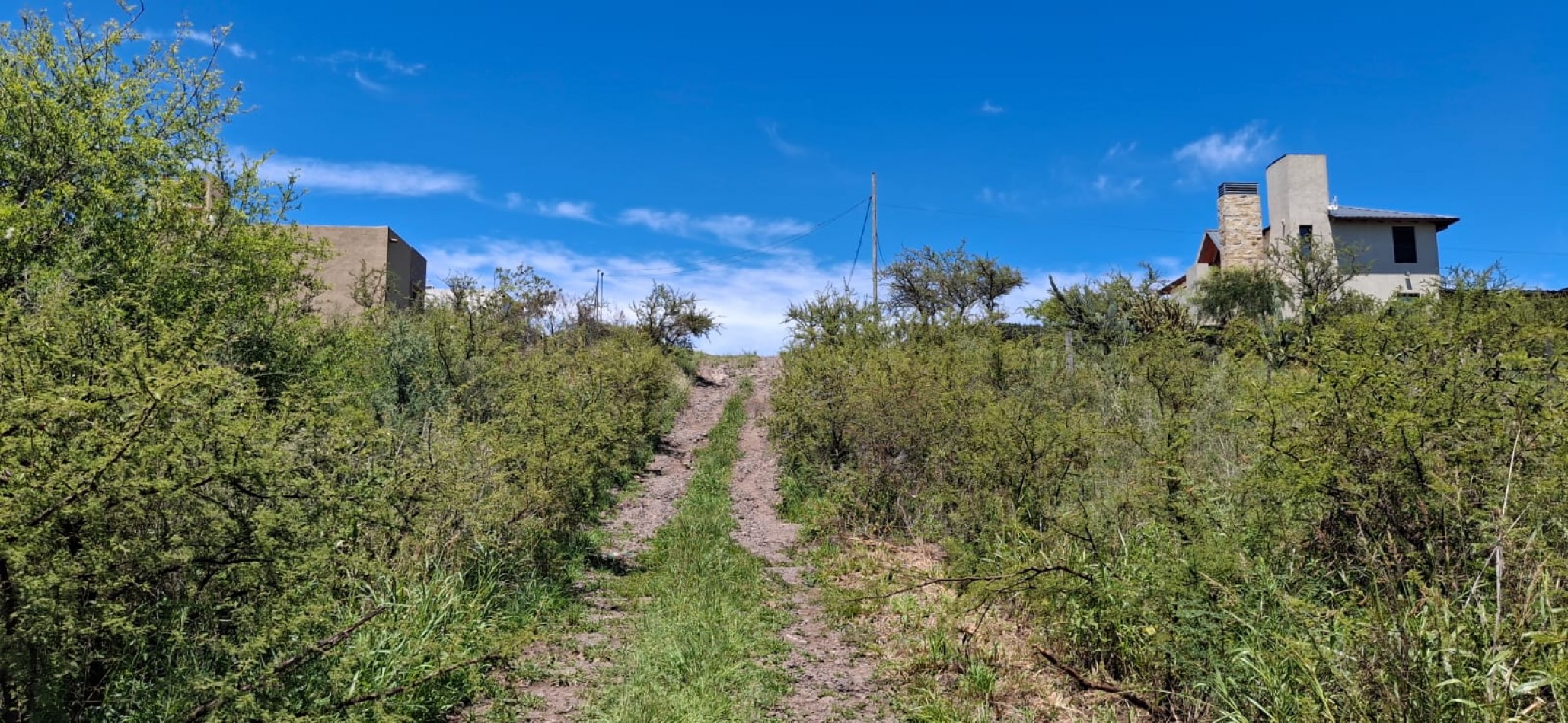 SE VENDEN 2 LOTES JUNTOS EN VILLA RUMIPAL