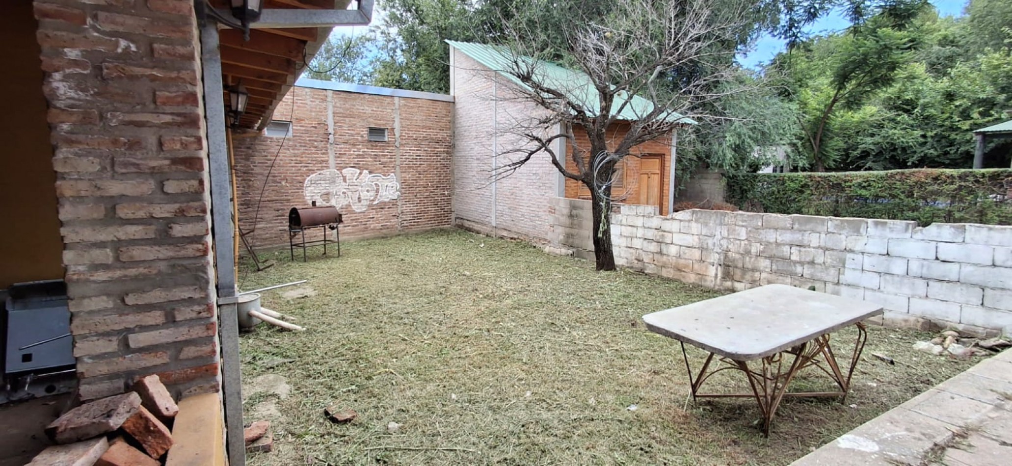 CASA EN ZONA COMERCIAL, IDEAL PARA VIVIR 