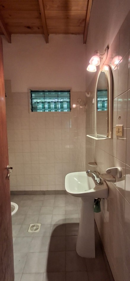 SE VENDE CASA EN VILLA RUMIPAL