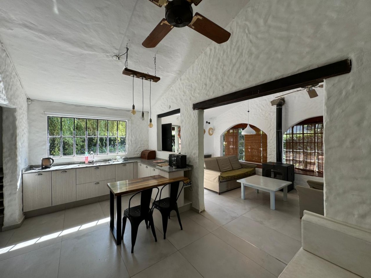 CASA EN PLAYA GRANDE CON BAJADA AL LAGO EN VILLA DEL DIQUE