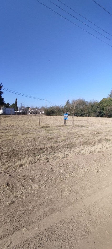 LOTE ESQUINA EN VILLA RUMIPAL