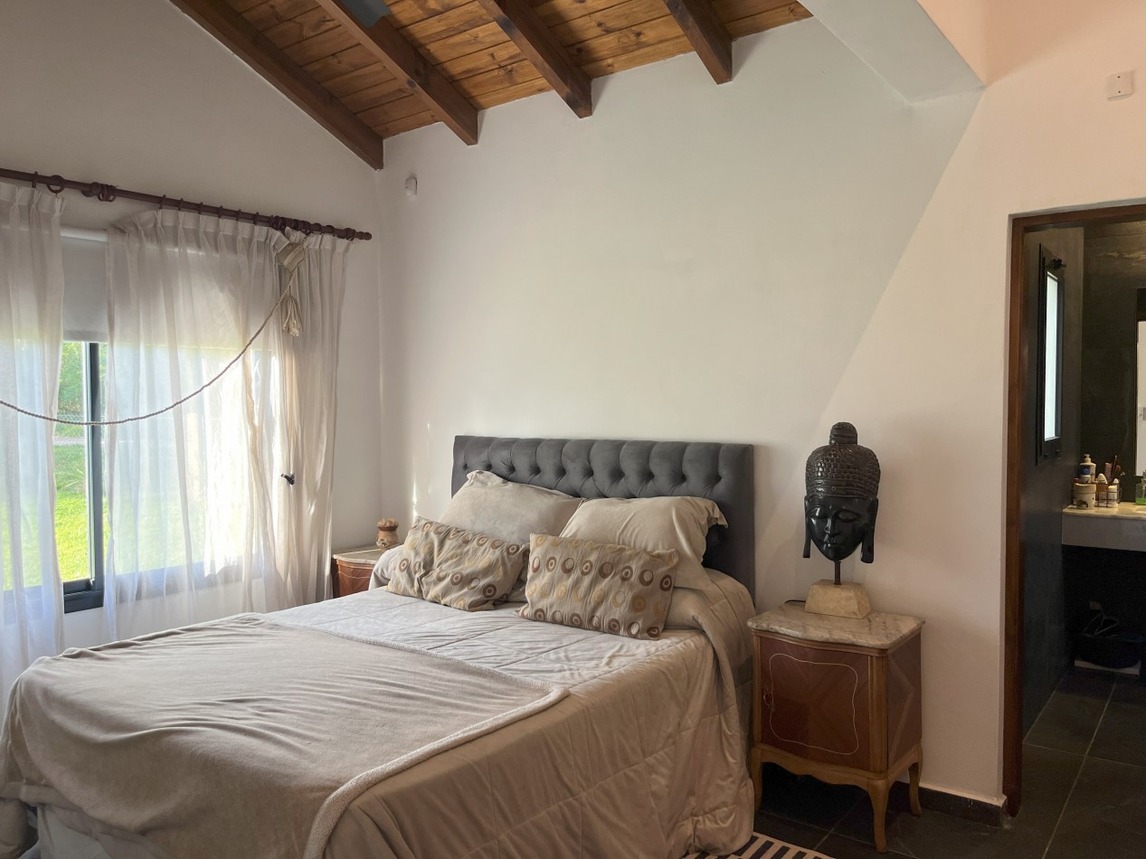 CASA CON TERMINACIONES DE CATEGORIA EN VILLA DEL PARQUE, VILLA RUMIPAL