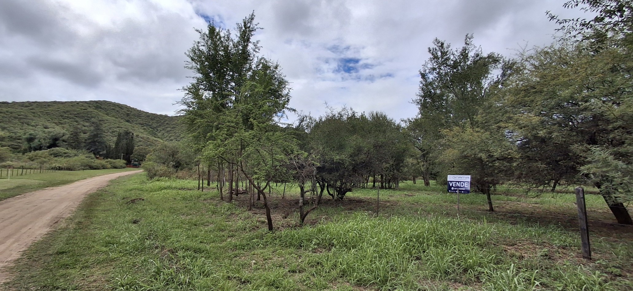 OPORTUNIDAD EN VILLA RUMIPAL, BARRIO VILLA DEL PARQUE.