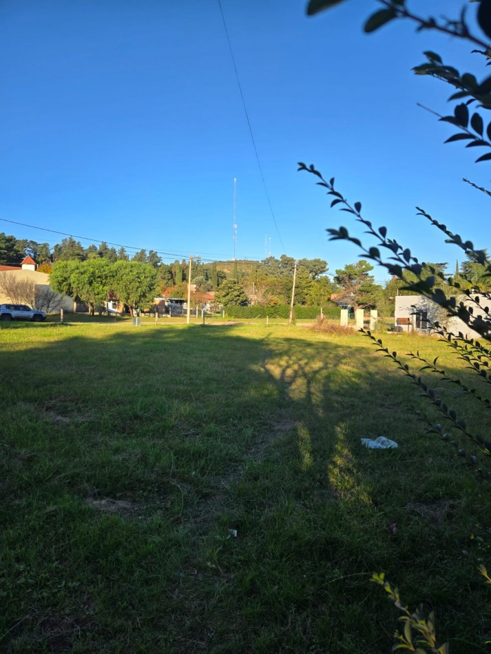 LOTE EN VENTA EN UNA DE LAS MEJORES ZONAS DE VILLA RUMIPAL