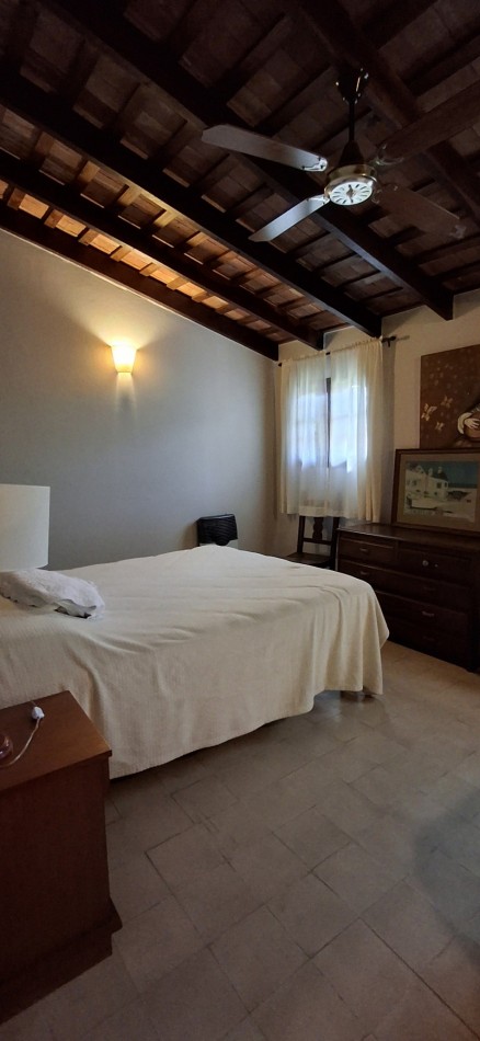 SE VENDE CASA ESTILO COLONIAL, UBICADA EN SANTA ROSA DE CALAMUCHITA