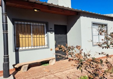SE VENDE 2 PROPIEDADES, EN VILLA DEL DIQUE.
