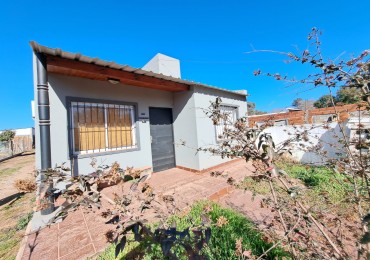 SE VENDE 2 PROPIEDADES, EN VILLA DEL DIQUE.