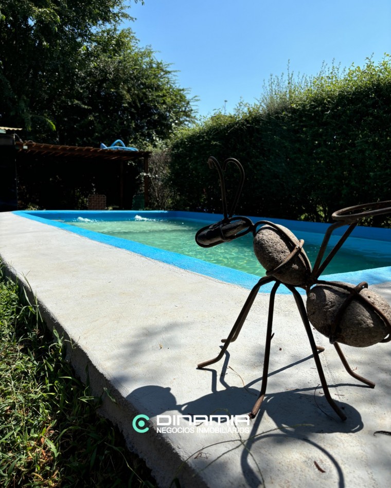 CASA IDEAL PARA VIVIR O VACACIONAR EN VILLA DEL PARQUE!