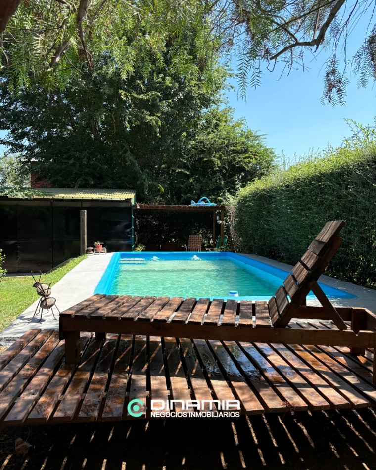CASA IDEAL PARA VIVIR O VACACIONAR EN VILLA DEL PARQUE!