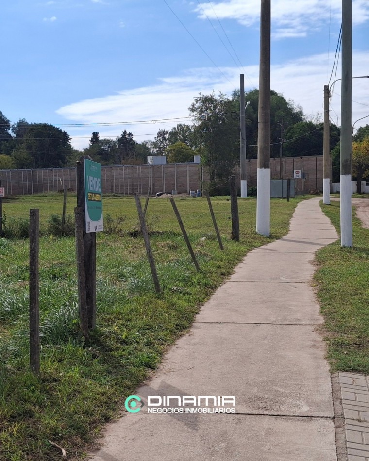 LOTE EN VENTA SOBRE AVENIDA PAVIMENTADA EN VILLA RUMIPAL