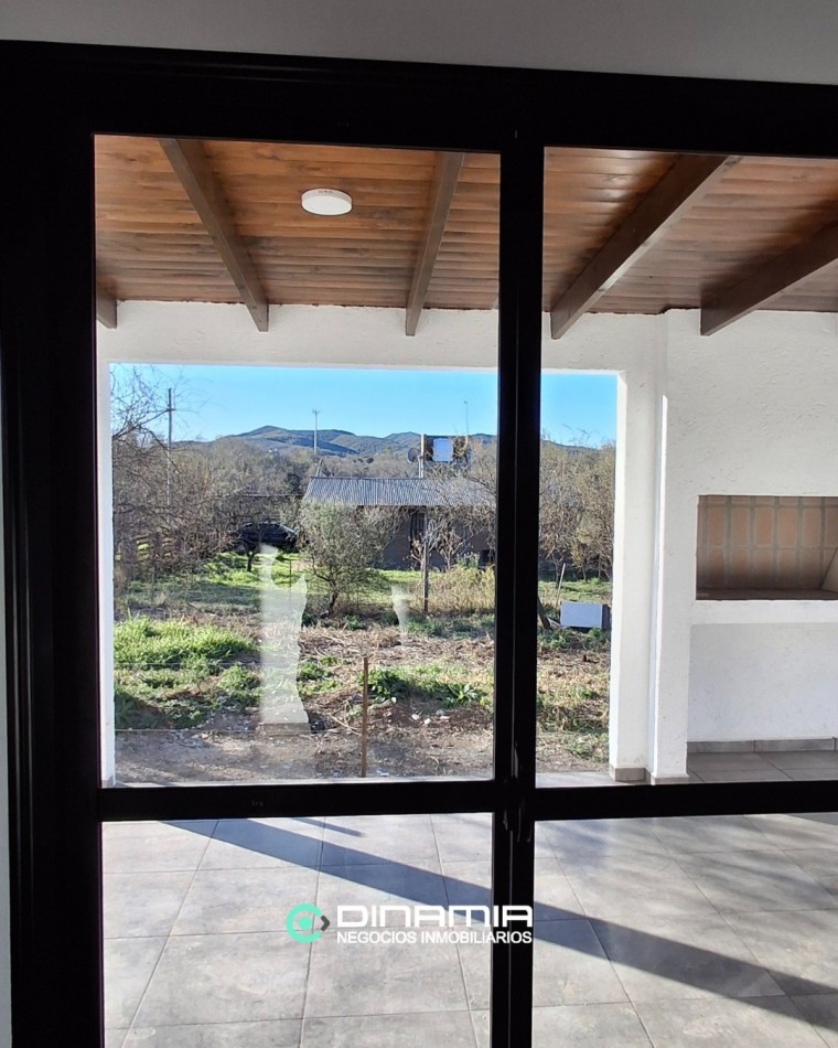 CASA A ESTRENAR EN VILLA RUMIPAL - LISTA PARA MUDARTE y a un valor increible