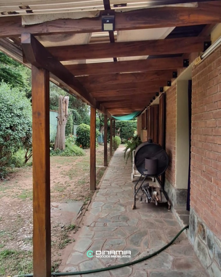 SE VENDE CASA EN VILLA DEL DIQUE EN ZONA CONOCIDA COMO EMBALSINA 