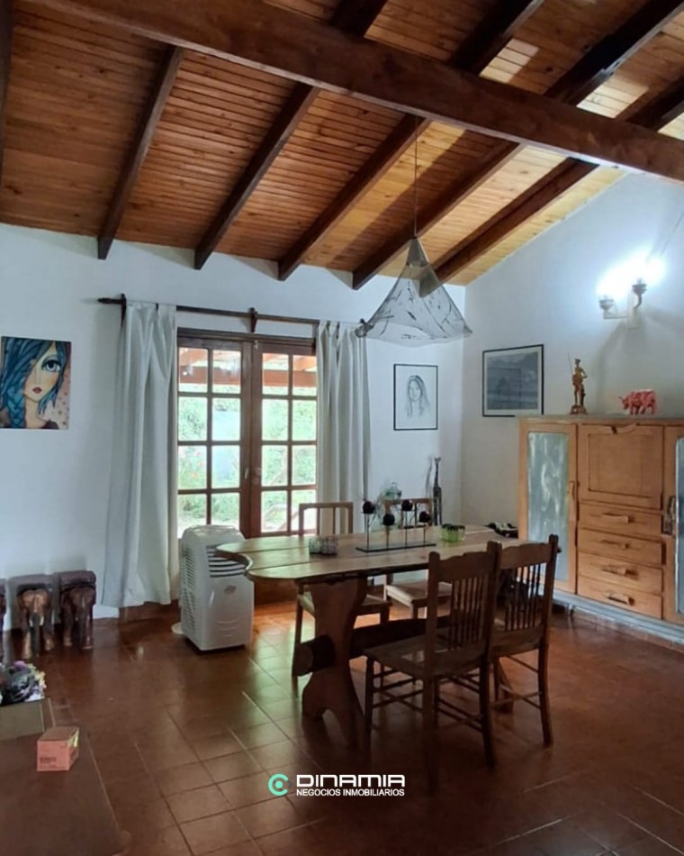 SE VENDE CASA EN VILLA DEL DIQUE EN ZONA CONOCIDA COMO EMBALSINA 