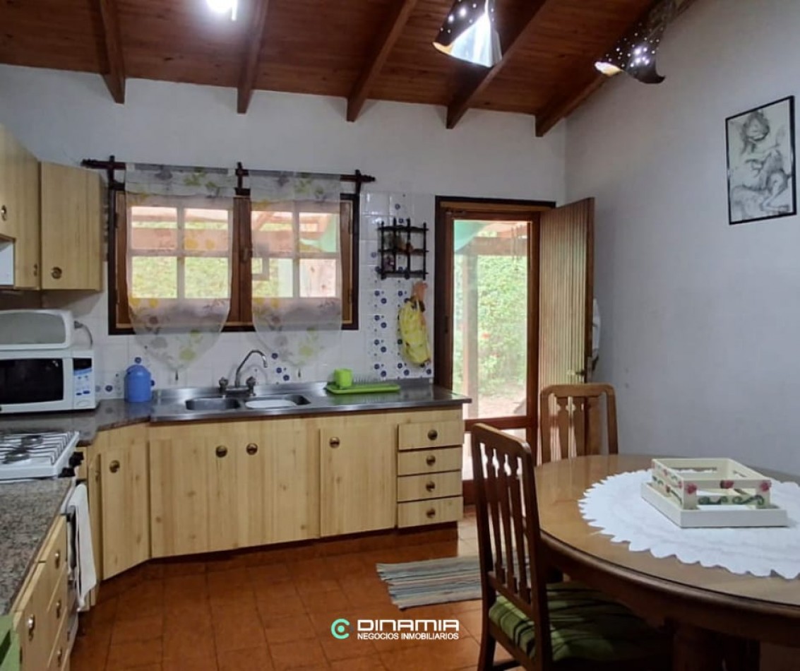 SE VENDE CASA EN VILLA DEL DIQUE EN ZONA CONOCIDA COMO EMBALSINA 