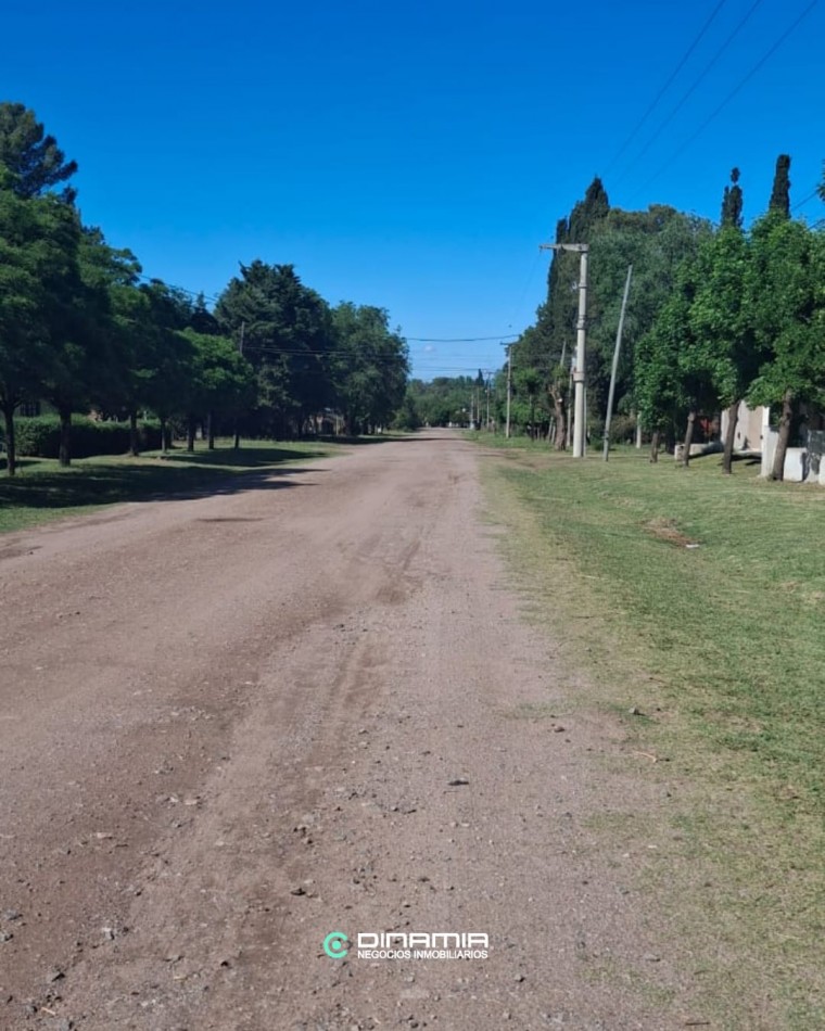 SE VENDE LOTE EN VILLA RUMIPAL , CERCA DEL CENTRO Y DEL LAGO