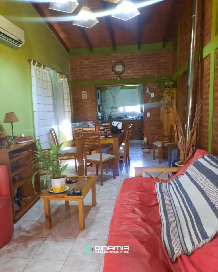 SE VENDE CASA EN VILLA DEL DIQUE