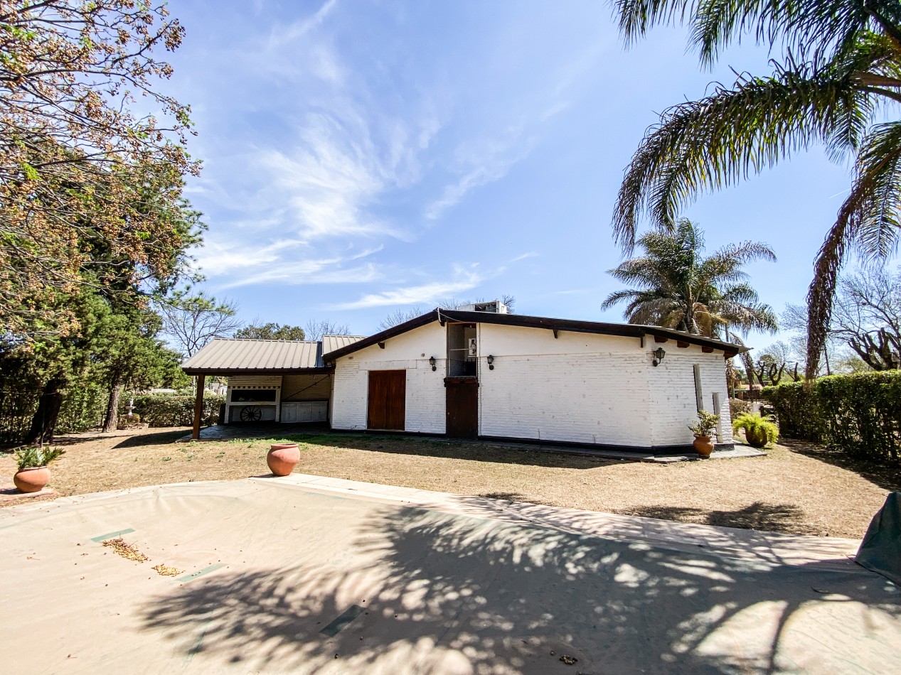 VENDO CASA EN VILLA RUMIPAL