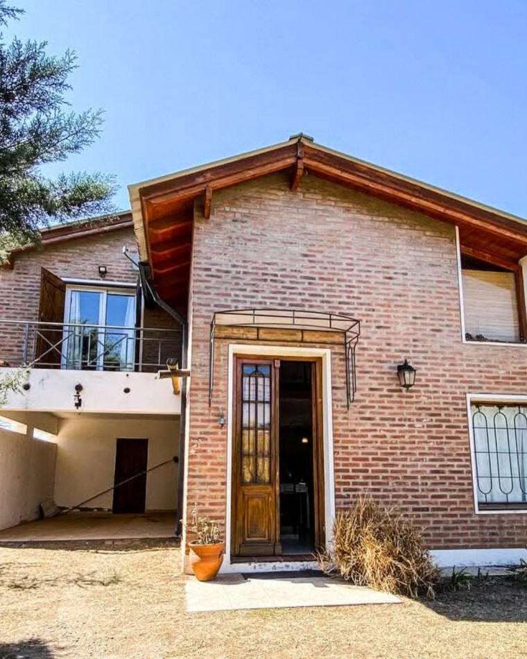 Se Vende Hermosa Casa cerca del Lago
