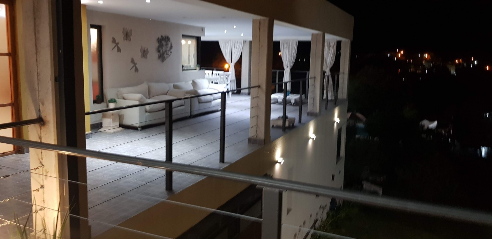 SE VENDE CASA CON VISTA AL LAGO EN VILLA NATURALEZA, VILLA RUMIPAL.