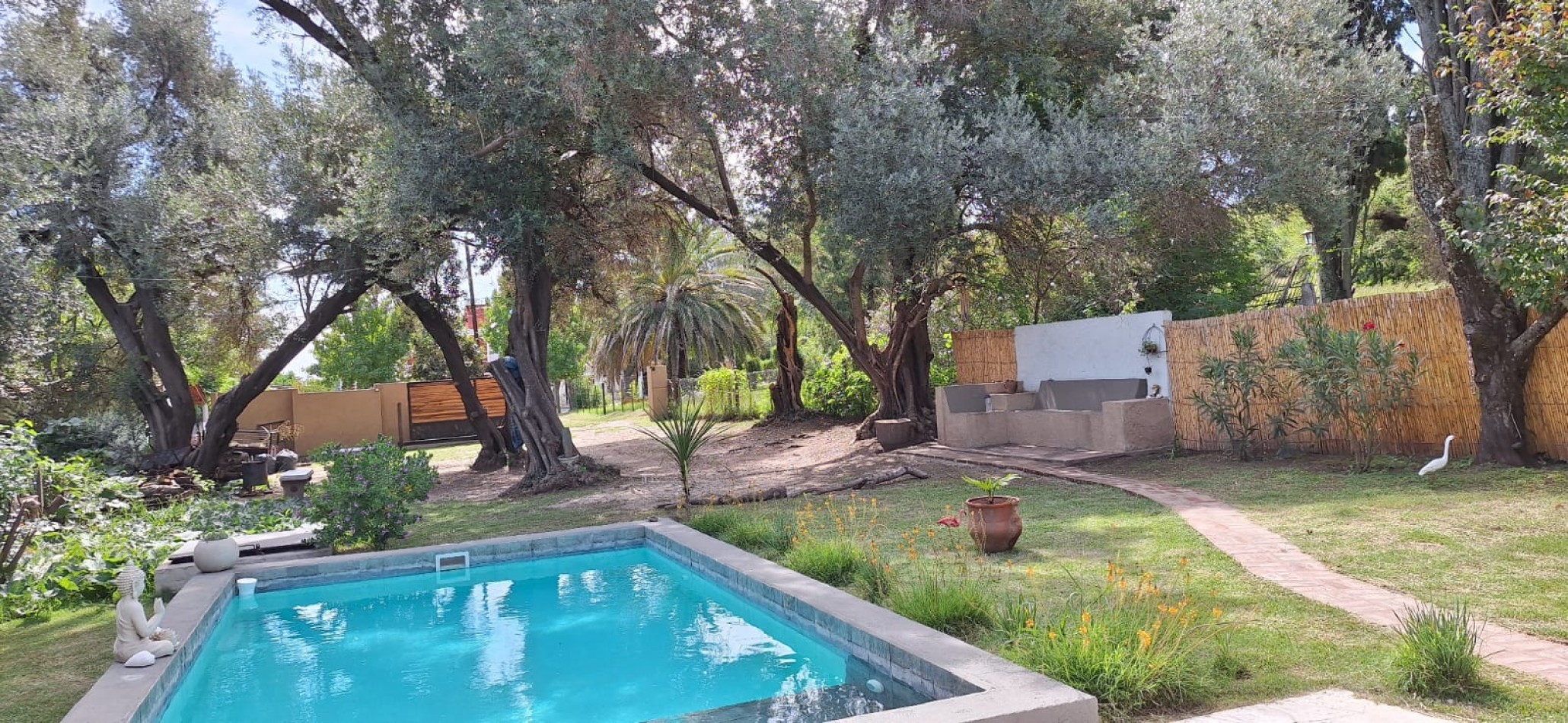 OPORTUNIDAD EN VILLA RUMIPAL