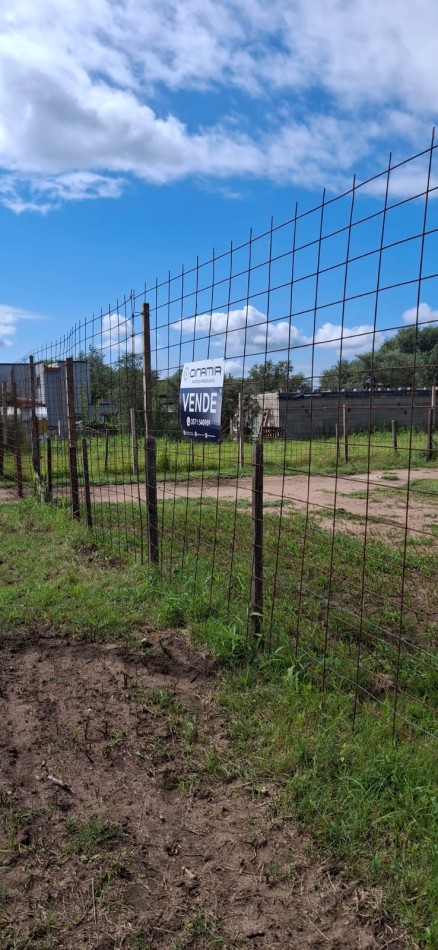 SE VENDEN 2 LOTES MAS 1 LOTE CON OBRA EN CONSTRUCCION EN VILLA DEL DIQUE 