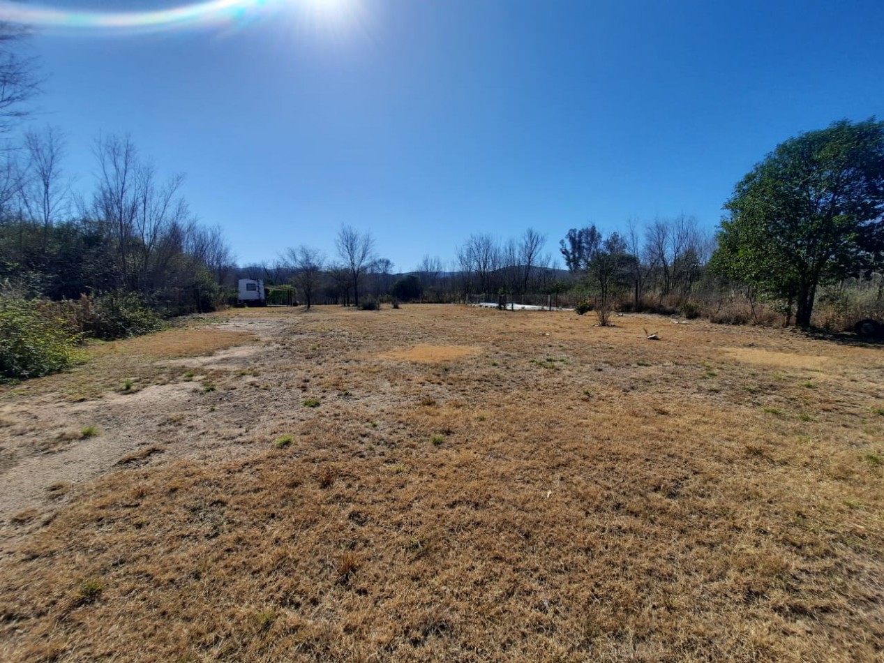 SE VENDE 2 TERRENOS EN VILLA RUMIPAL.