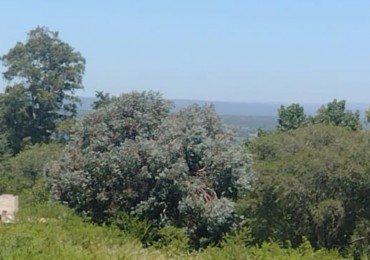 DOS LOTES JUNTOS PARA VIVIR O INVERTIR EN VILLA RUMIPAL!
